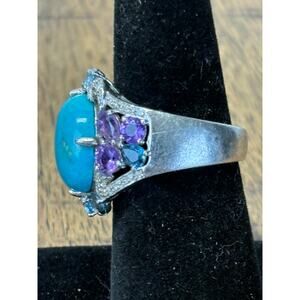 Stunning vintage Sterling Silver Ring Faux Turquoise/colored stone. Size 7.5
